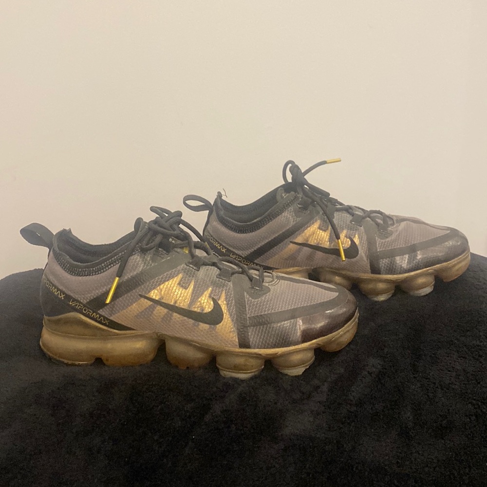 NIKE Vapormax Sneakers Women size 8